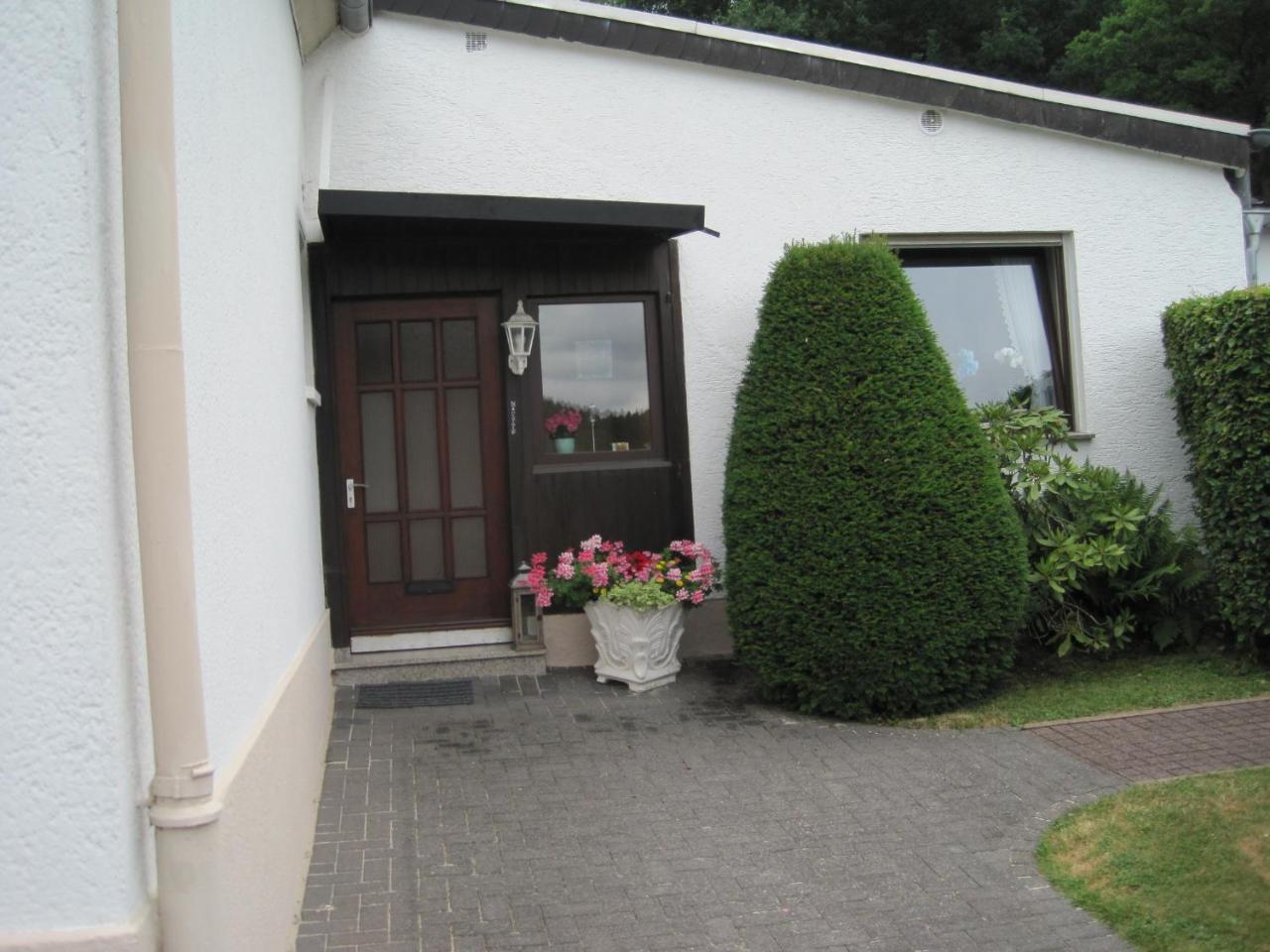 Ferienwohnung Weber Schleiden Buitenkant foto